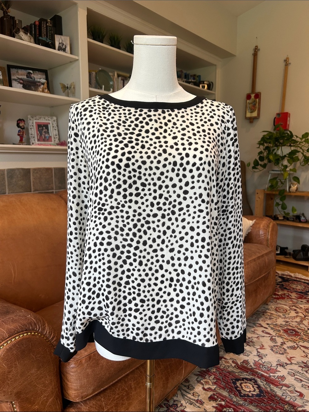 🌸3 FOR $20🌸 
LOFT Black and White Dalmatian Dot Girls' Long Sleeve Top